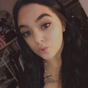 Meet your Posher, Karyne